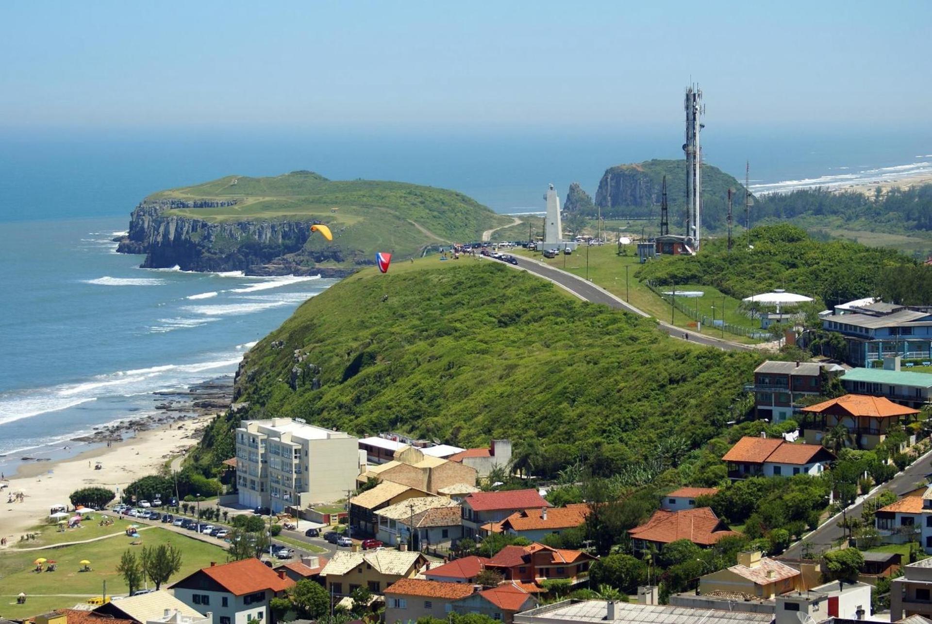 Pousada House Sol & Praia Торрис Экстерьер фото